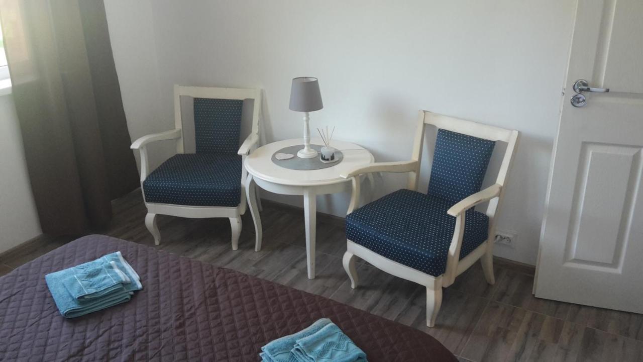 Apartament Mandree Костинешти Экстерьер фото